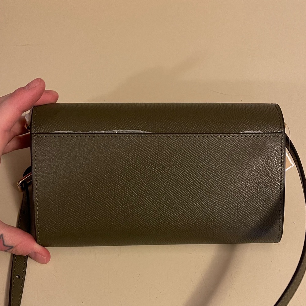 NWT!! Michael Kors Large Crossgrain Leather Smartphone Convertible Crossbody Bag - Picture 4 of 6